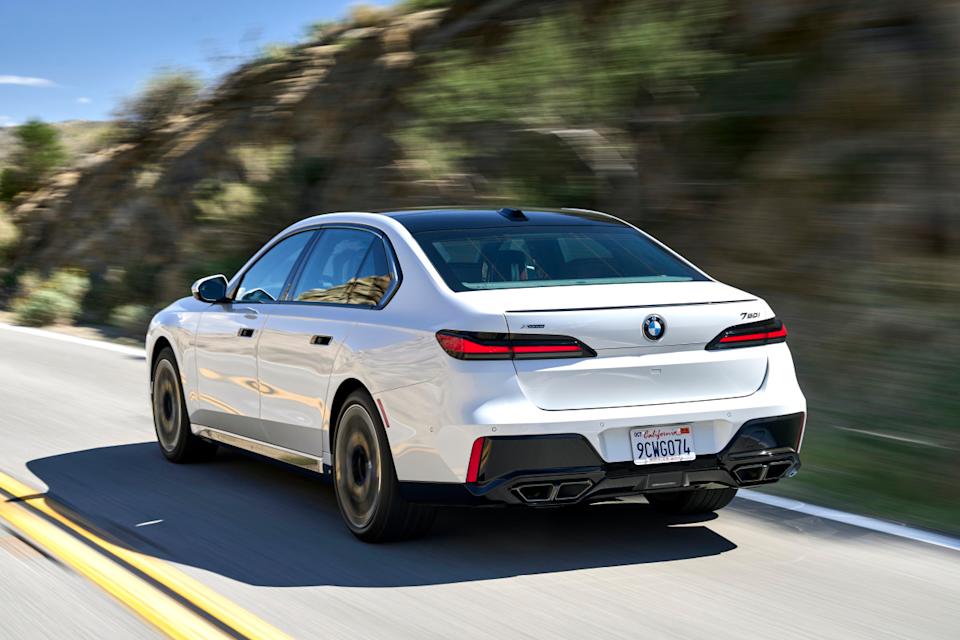 BMW Rolls Out Fresh 2025 7 Series Lease Deals for August