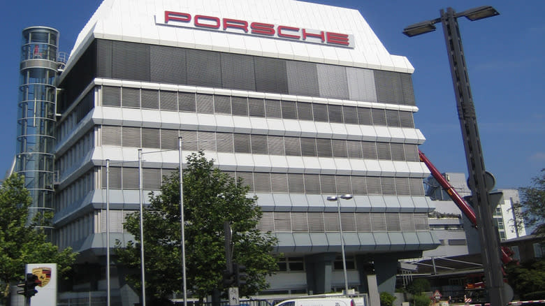 Porsche Wants To Get Into The Defense Industry