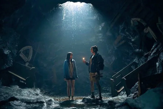 NEON Alison Brie and Dave Franco in 'Together'
