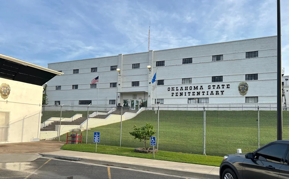 Next Oklahoma execution may be pushed back to October after inmate caught with cellphones