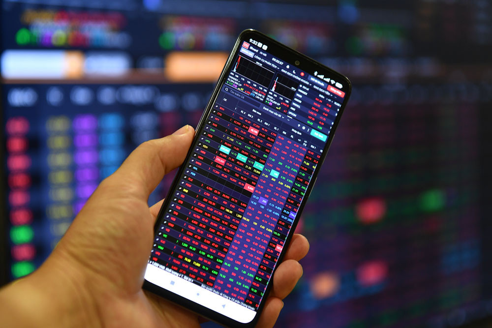 Kỷ lục giao dịch cổ phiếu vài tỷ USD/phiên: Uỷ ban Chứng khoán đưa ra cảnh báo