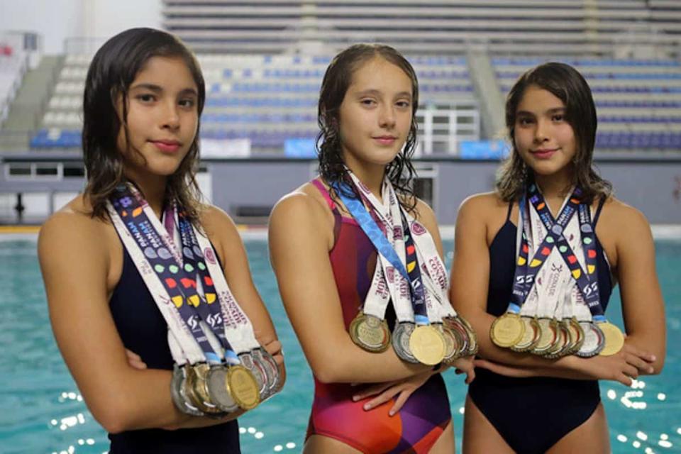 Mía, Suri y Lía Cueva Lobato