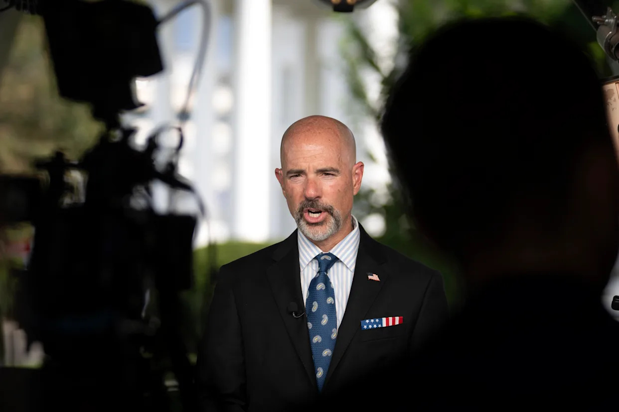 Terry Cole, chosen to take over DC's police force, has spent 22 years at DEA