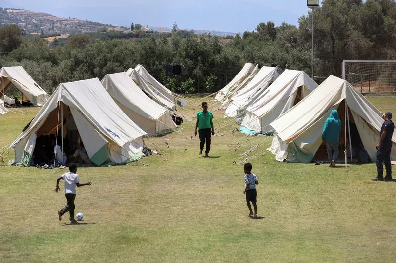 Greece may extend North Africa asylum ban if migrant flow resurges