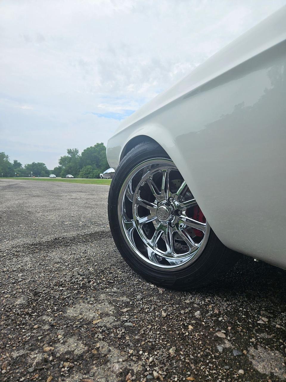 ecd mustang restomod wheel design closeup