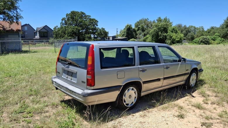 1996 Volvo 850 Estate rear end image