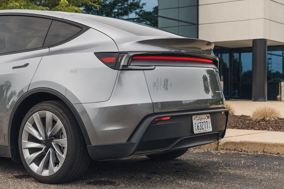 2026 tesla model y long range awd juniper