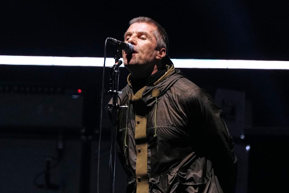 Muere hombre al caer durante concierto de Oasis en el estadio Wembley de Londres