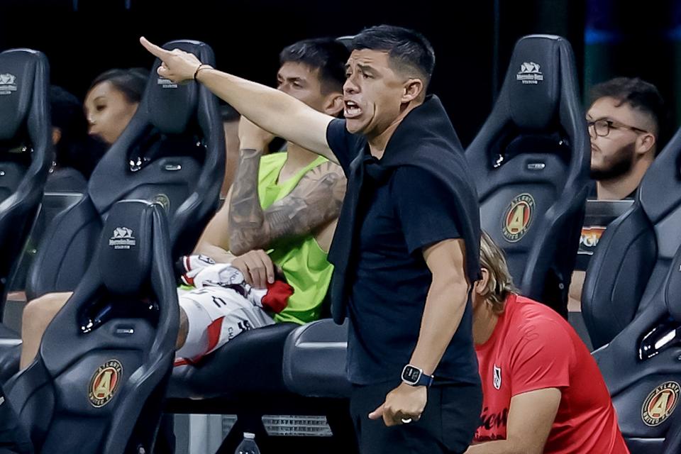 La Liga MX se despide del talento local en el banquillo