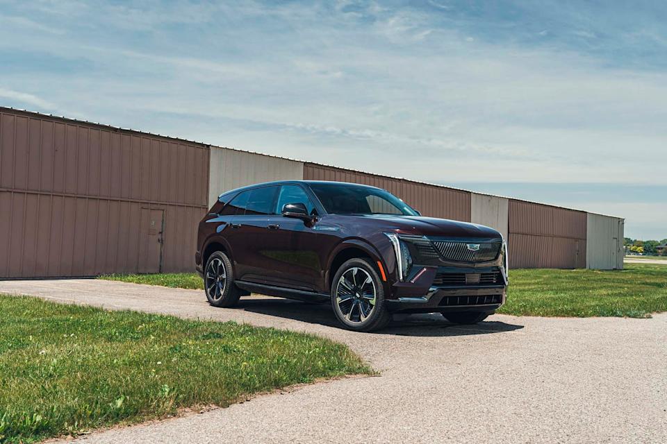 2025 cadillac escalade iq