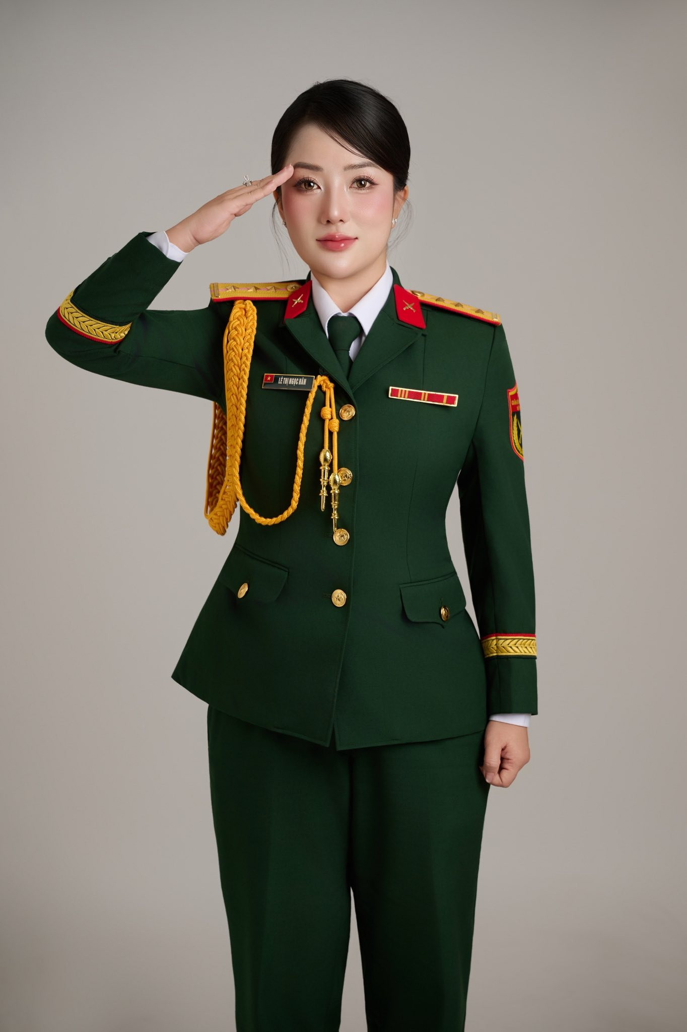 Hé lộ điều bất ngờ về Thượng úy Ngọc Hân - giọng đọc thuyết minh ngày 2/9
