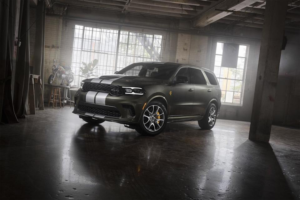 710-HP Hellcat Roars Back in the 2026 Dodge Durango—with 6 Million Custom Combos