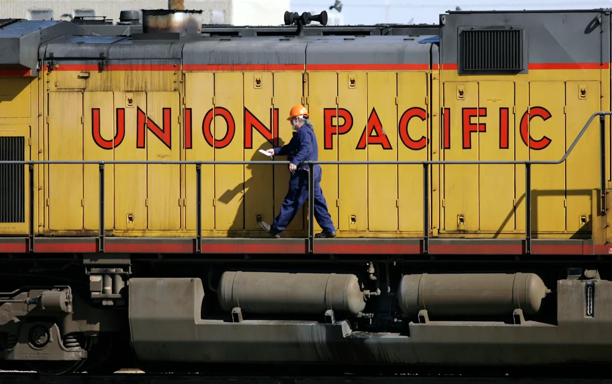 Trump fires Democratic member of Surface Transportation Board ahead of huge rail merger decision
