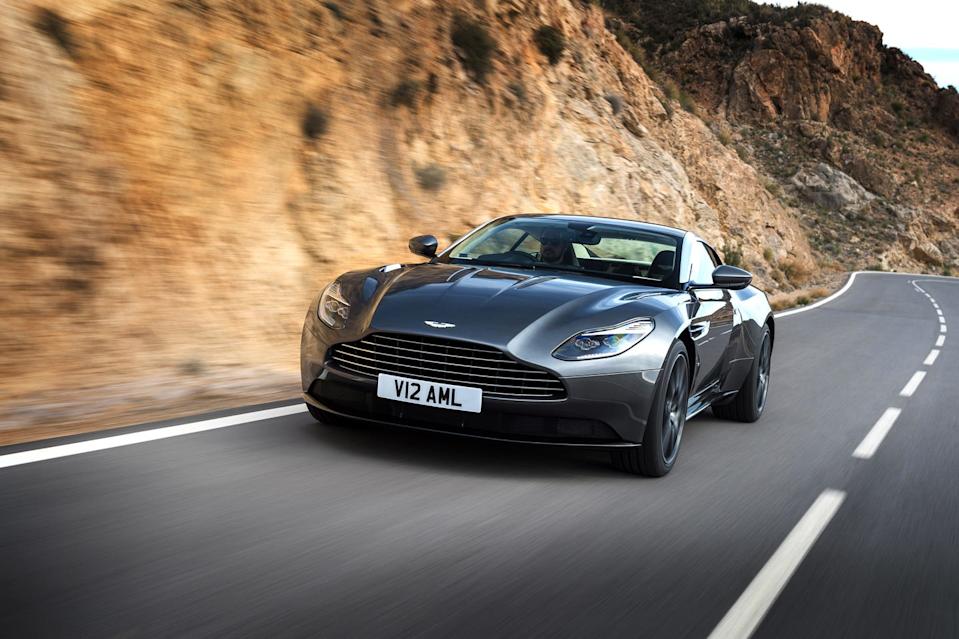 2017 aston martin db11