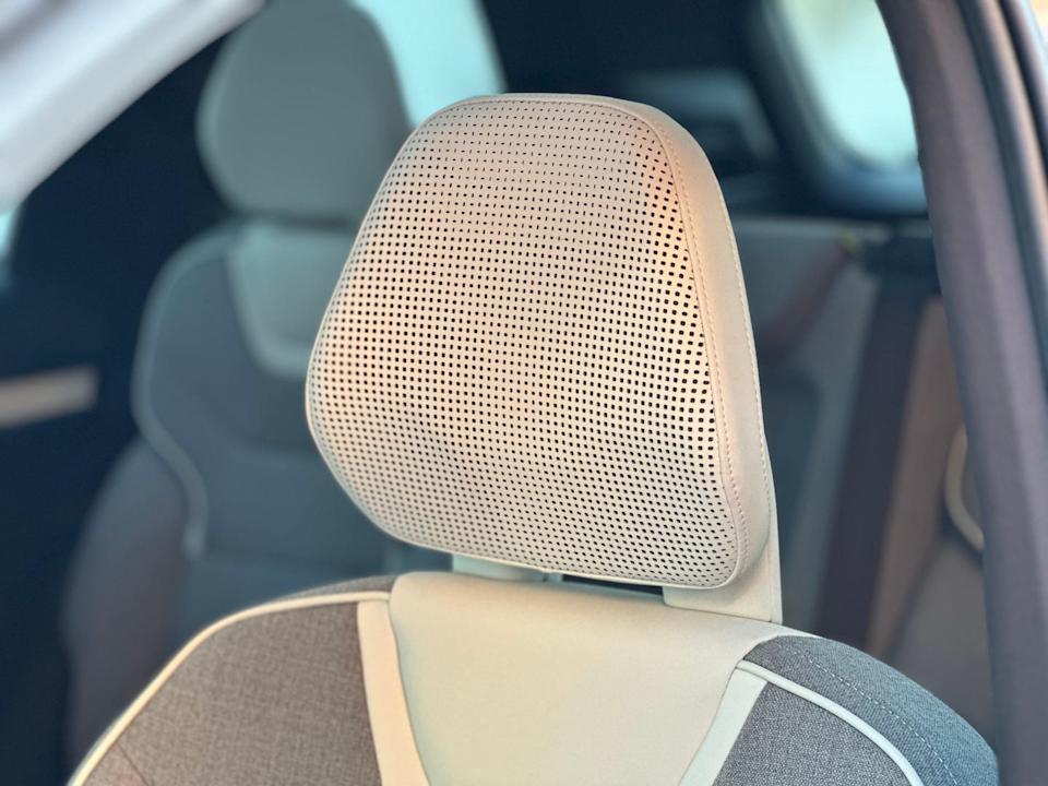 volvo ex90 headrest